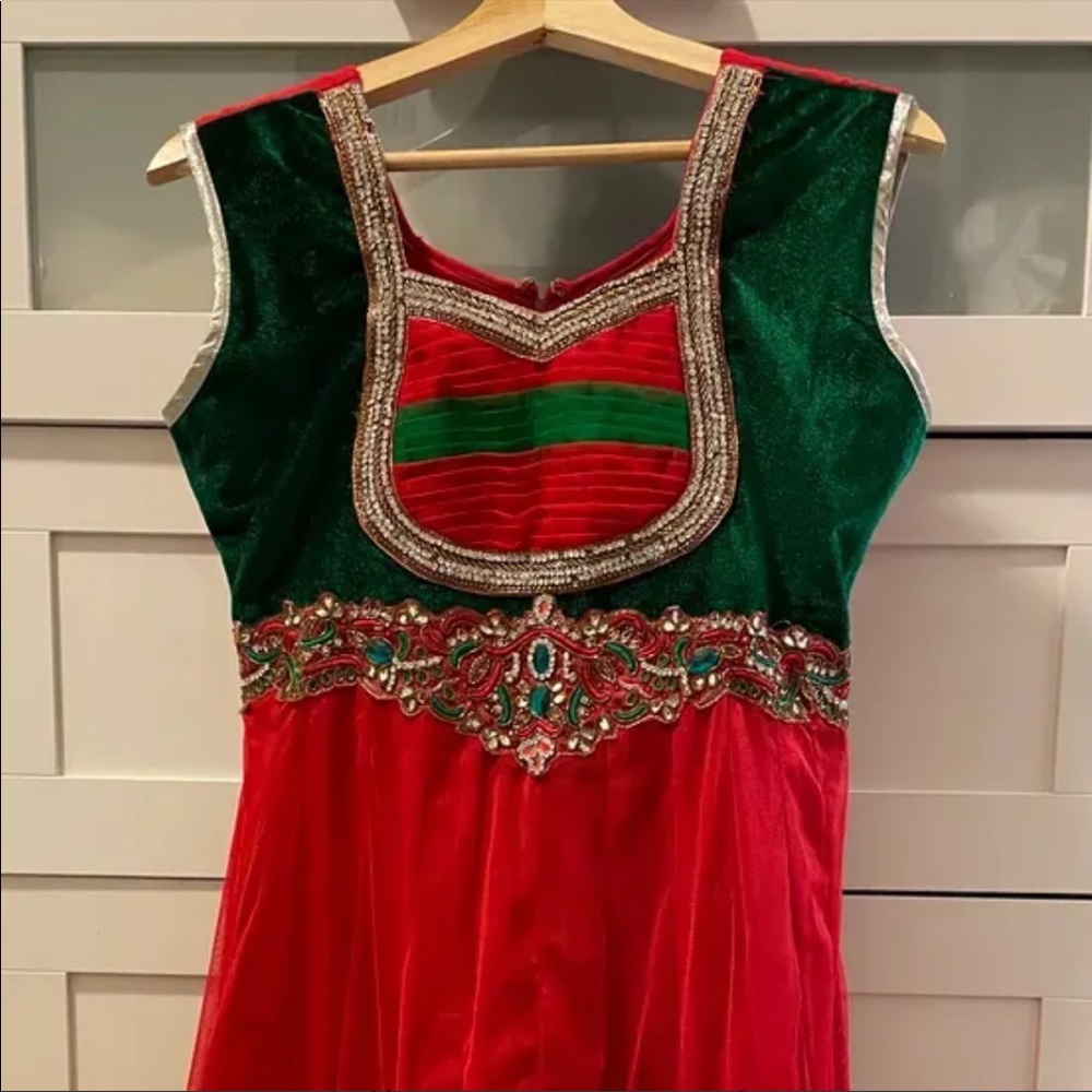 Girls Churidar/Punjabi Suit